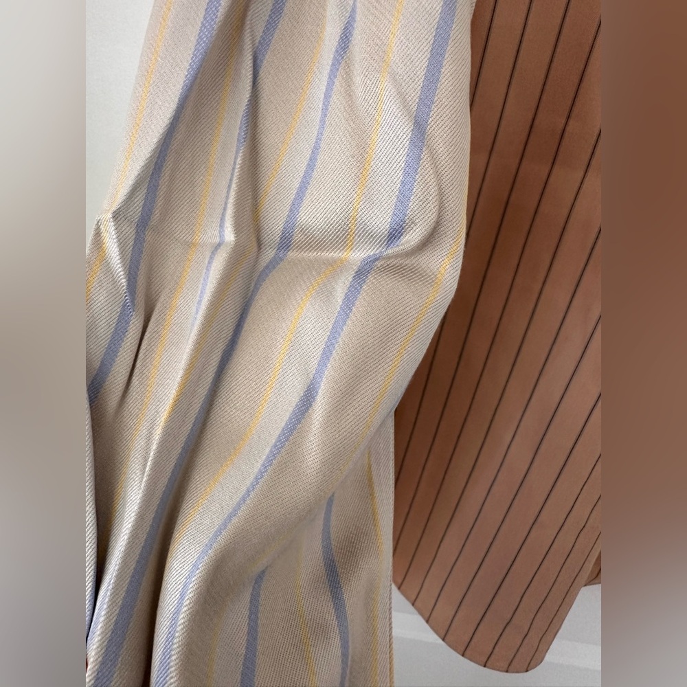 Stine Goya CLASSIC OVERSIZE SHIRT - MULTI STRIPES
-Size XS, Removable Collar - Picture 9 of 12
